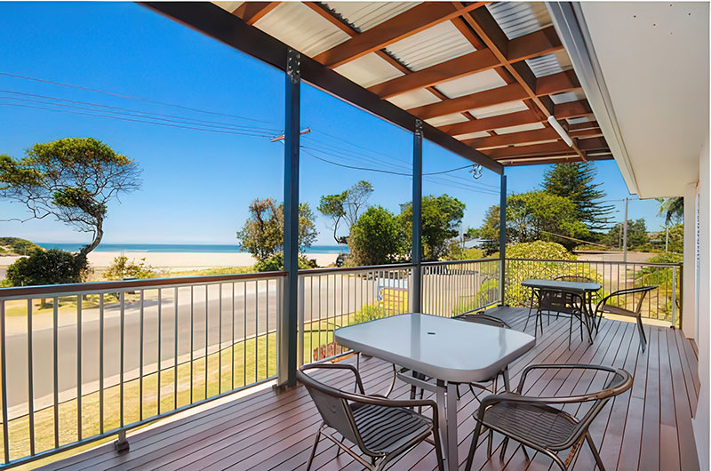 lake_cathie_accommodation_3x